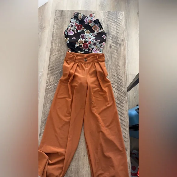 Custom Solo Contemporary Costume flower and copper mesh Size 10 - Picture 6 of 16